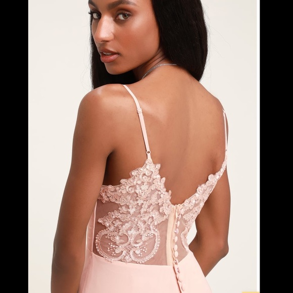 Beautiful gown maxi dress🌸 - Picture 9 of 10